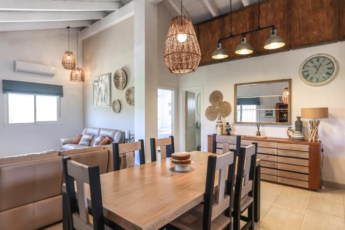 Image No.8-2 Bed Villa / Detached for sale