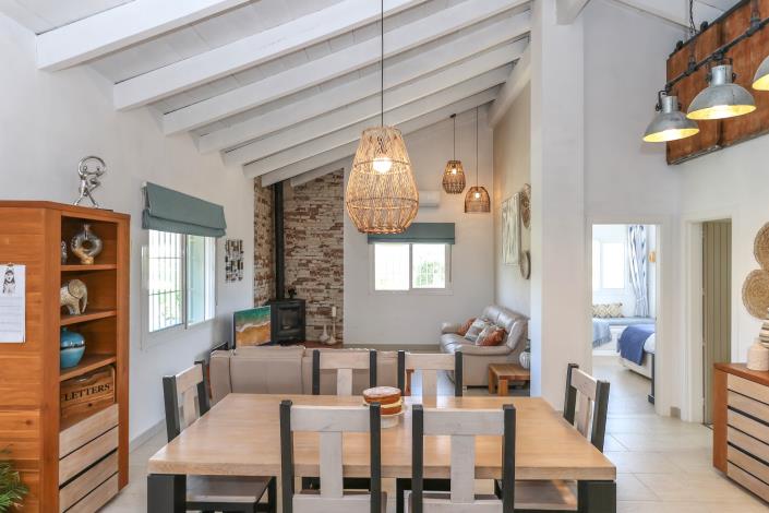 Image No.9-2 Bed Villa / Detached for sale