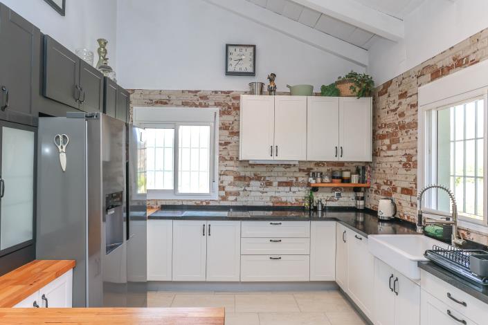 Image No.15-2 Bed Villa / Detached for sale