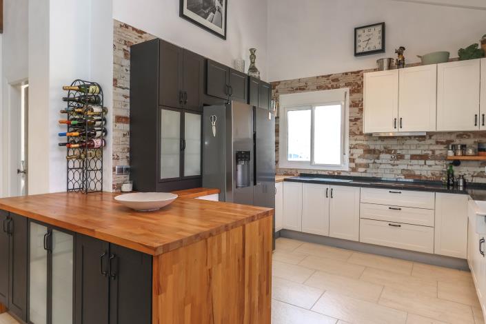 Image No.18-2 Bed Villa / Detached for sale