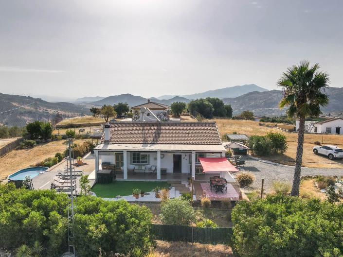 Image No.41-2 Bed Villa / Detached for sale