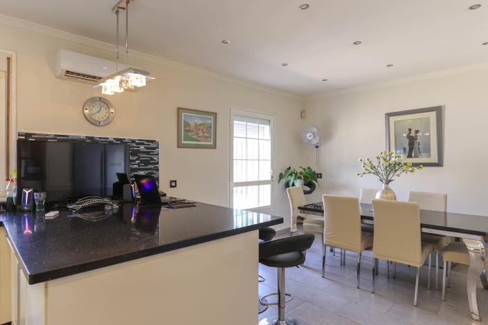 Image No.21-5 Bed Villa / Detached for sale