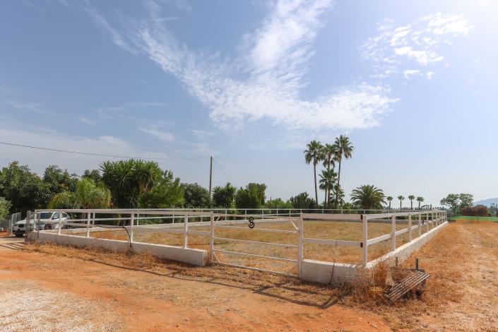 Image No.42-5 Bed Villa / Detached for sale