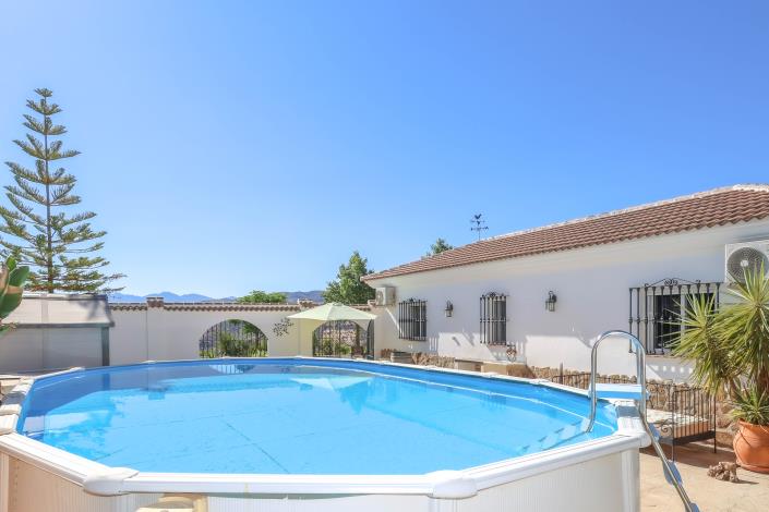 Image No.49-3 Bed Villa / Detached for sale