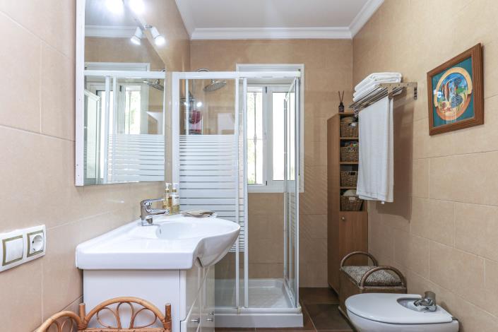 Image No.20-3 Bed Villa / Detached for sale