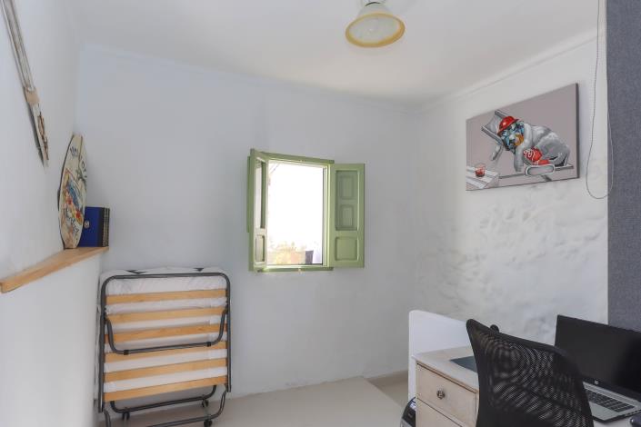 Image No.19-2 Bed Townhouse for sale