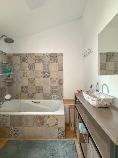 Image No.21-2 Bed Townhouse for sale