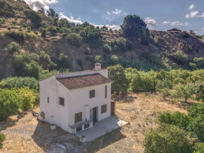 Image No.28-2 Bed Villa / Detached for sale