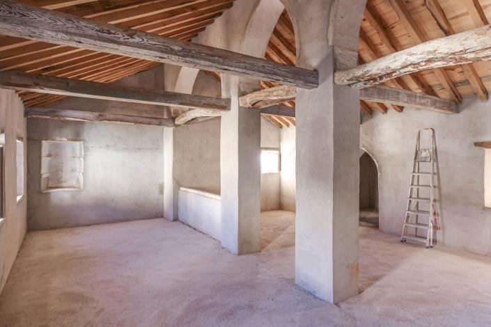 Image No.40-7 Bed Hotel for sale