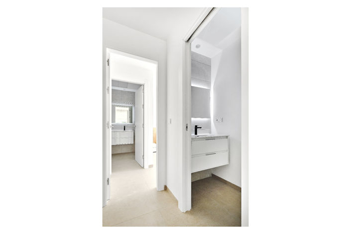 Image No.37-3 Bed Villa for sale