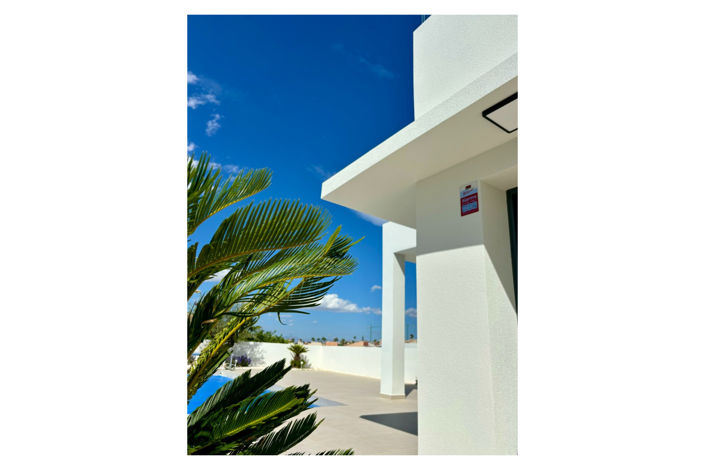 Image No.17-3 Bed Villa for sale