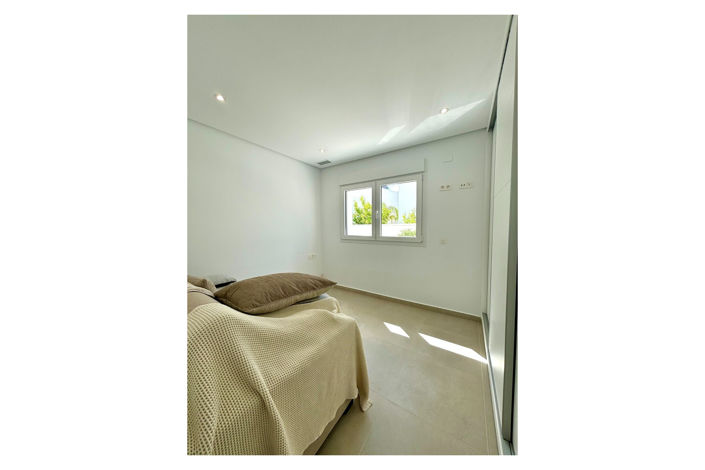 Image No.3-3 Bed Villa for sale