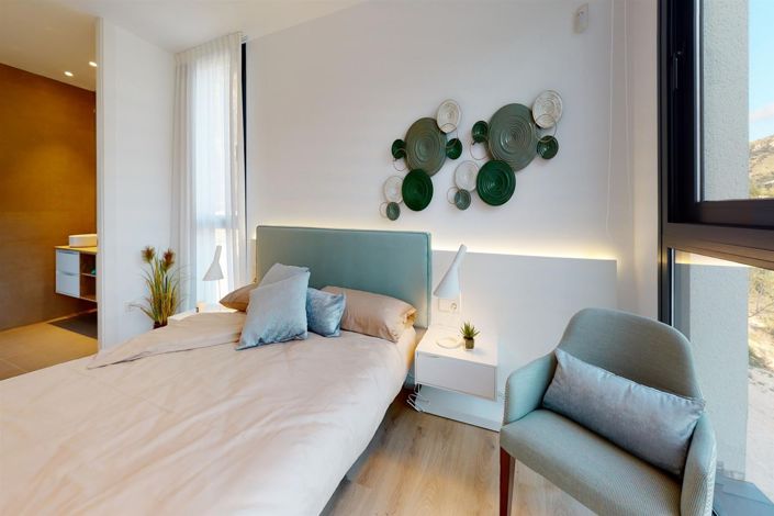 Image No.23-2 Bed Apartment for sale