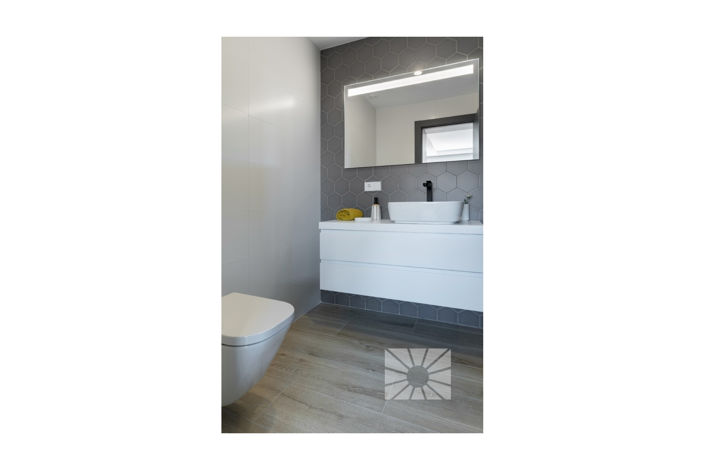 Image No.12-2 Bed Apartment for sale