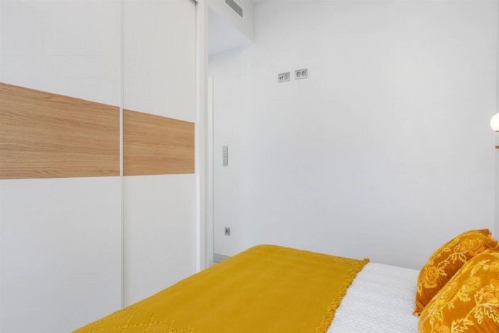 Image No.11-3 Bed Villa for sale