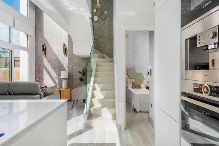 Image No.7-3 Bed Villa for sale