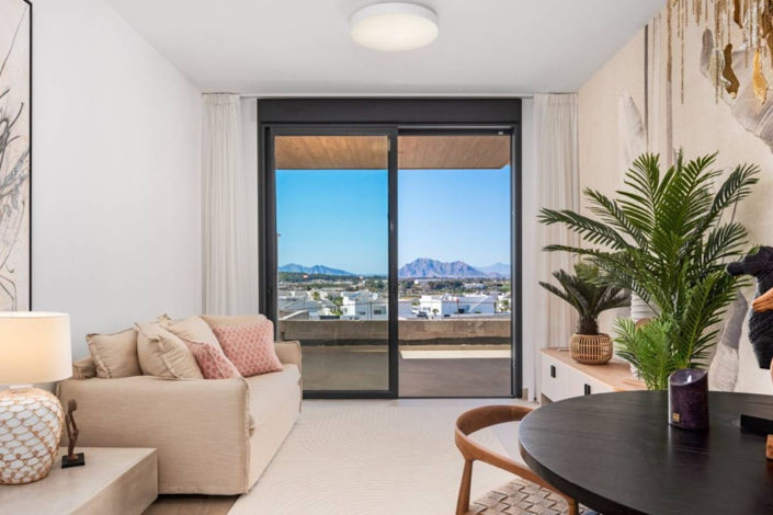 Image No.8-2 Bed Apartment for sale