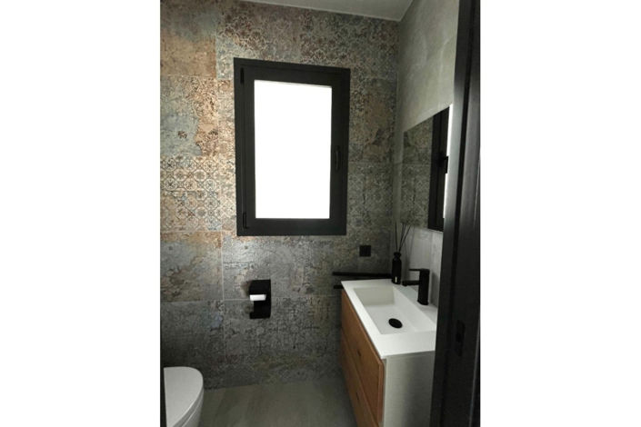 Image No.18-5 Bed Villa for sale