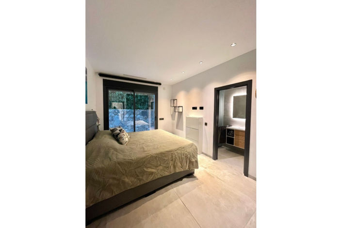 Image No.22-5 Bed Villa for sale