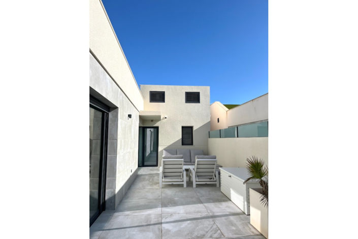 Image No.33-5 Bed Villa for sale