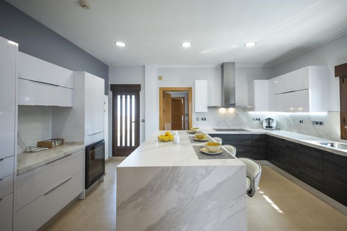 Image No.7-4 Bed Villa for sale