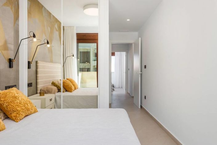 Image No.16-2 Bed Apartment for sale