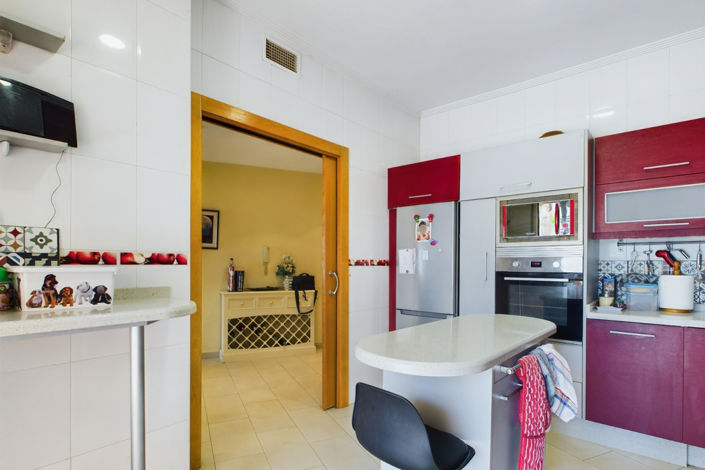 Image No.12-3 Bed Villa for sale