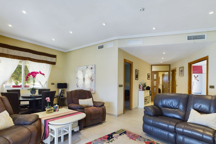 Image No.17-3 Bed Villa for sale