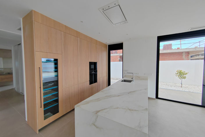 Image No.38-4 Bed Villa for sale