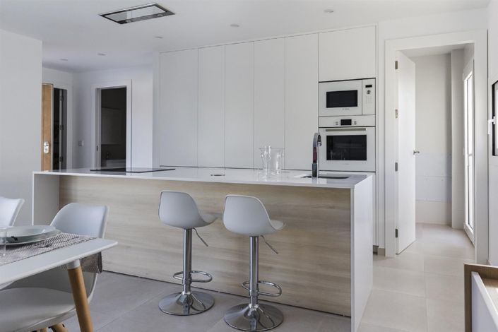 Image No.2-3 Bed Villa for sale