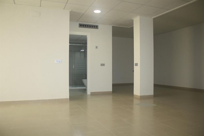 Image No.13-3 Bed Villa for sale