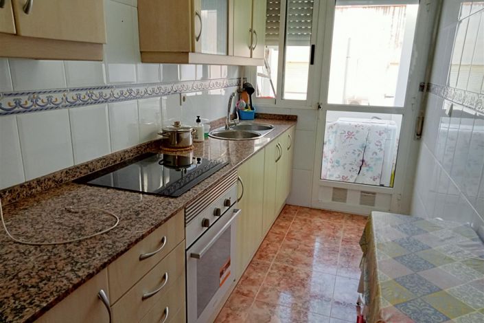 Image No.4-4 Bed Townhouse for sale