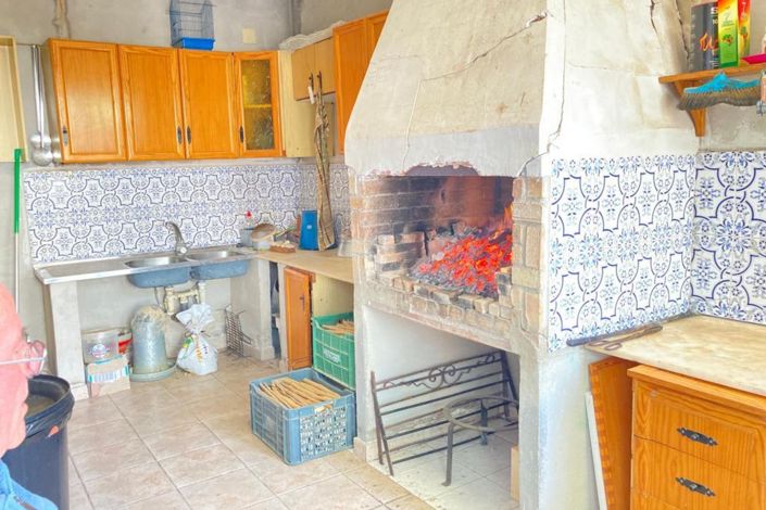 Image No.39-6 Bed Townhouse for sale