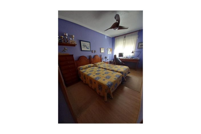 Image No.18-7 Bed Townhouse for sale