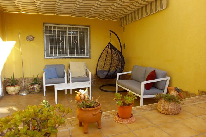 Image No.3-7 Bed Townhouse for sale