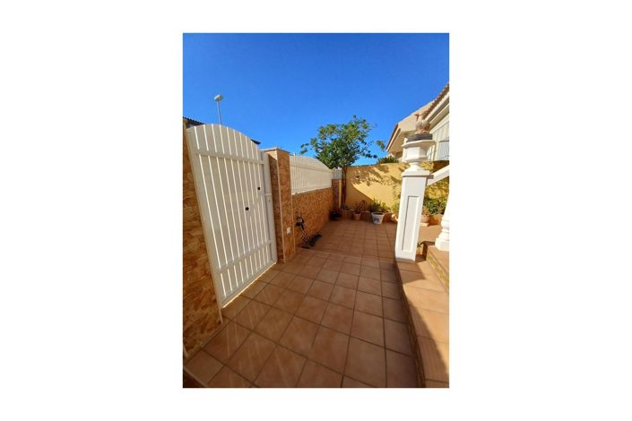 Image No.6-7 Bed Townhouse for sale