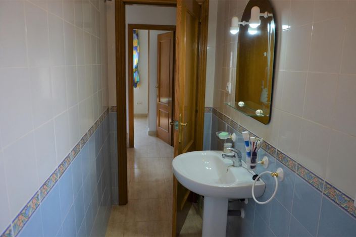 Image No.17-2 Bed Townhouse for sale