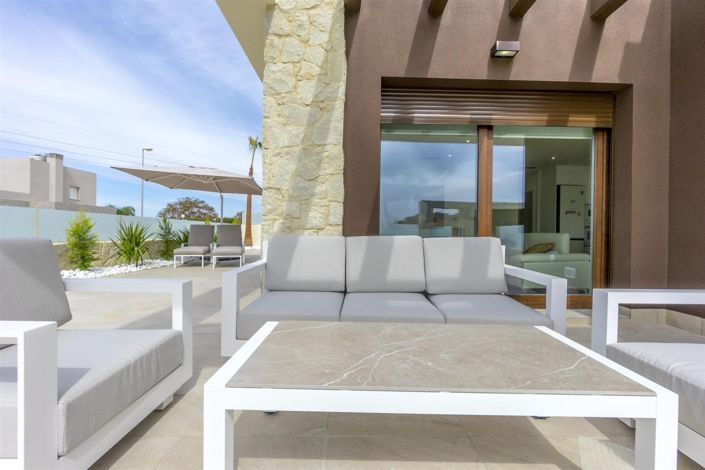 Image No.17-4 Bed Villa for sale