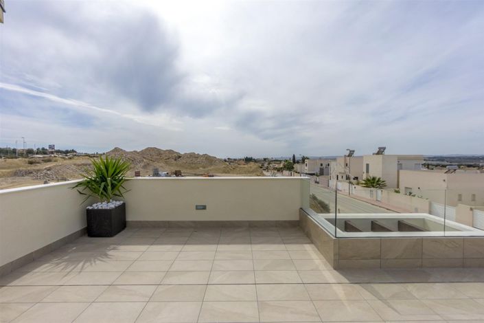 Image No.23-4 Bed Villa for sale