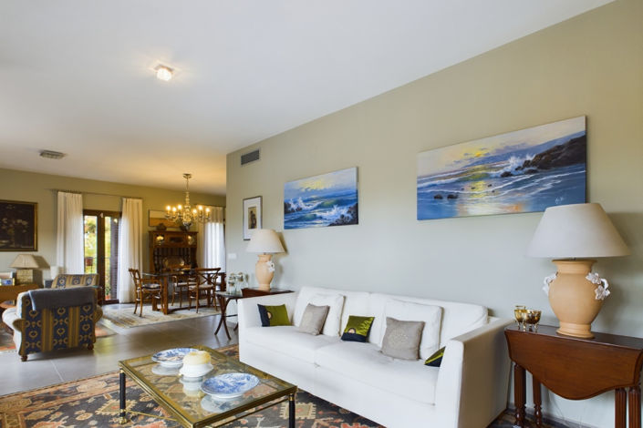 Image No.6-6 Bed Villa for sale