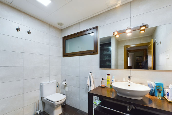 Image No.45-6 Bed Villa for sale