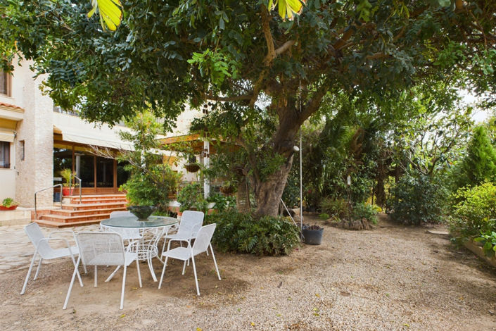 Image No.2-6 Bed Villa for sale