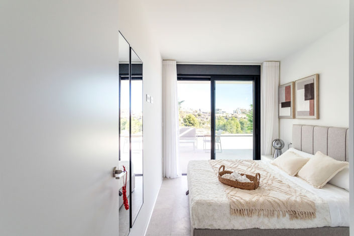 Image No.30-4 Bed Villa for sale