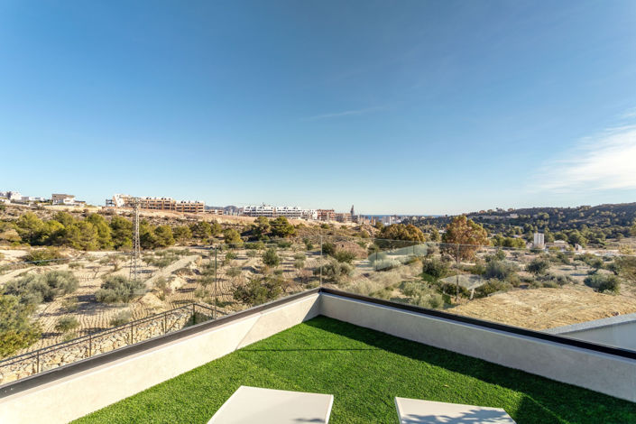 Image No.54-4 Bed Villa for sale