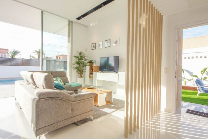 Image No.10-3 Bed Villa for sale