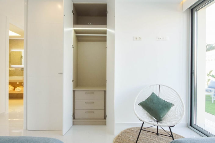 Image No.25-3 Bed Villa for sale