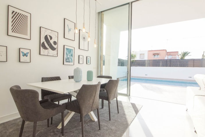 Image No.3-3 Bed Villa for sale