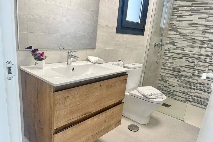 Image No.6-2 Bed Apartment for sale