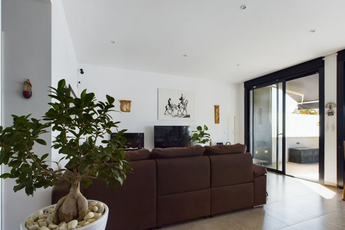 Image No.17-3 Bed Villa for sale