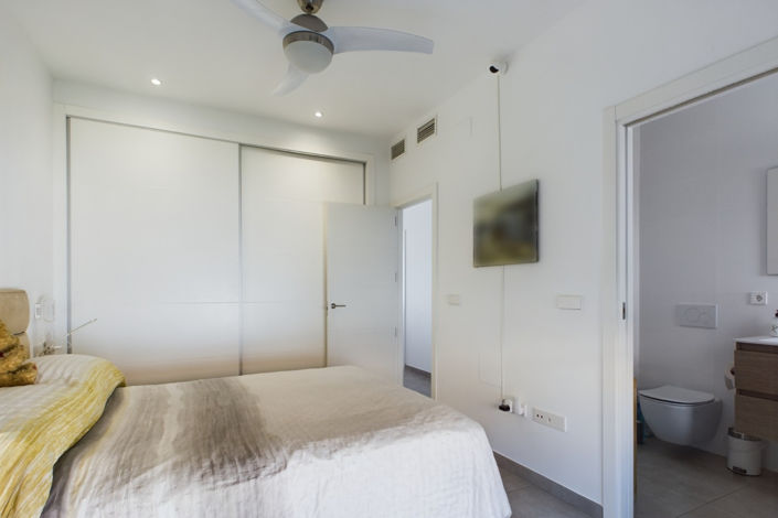 Image No.30-3 Bed Villa for sale